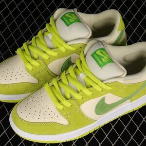 Nike SB Dunk Low "Green Apple"